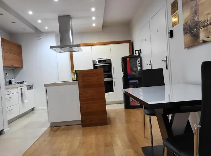 Amber 127